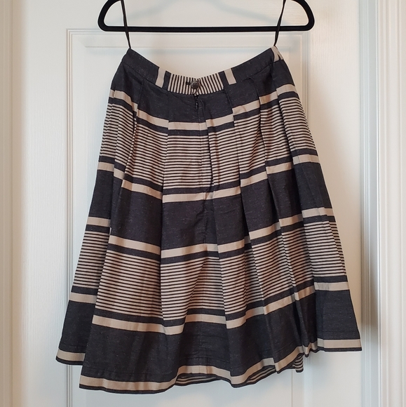 Anthropologie Pleated Skirt - Picture 5 of 6